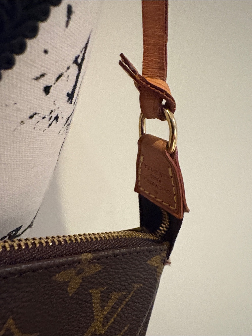 Louis Vuitton Brown Monogram Shoulder Pochette with Vachetta Strap - Picture 4 of 12